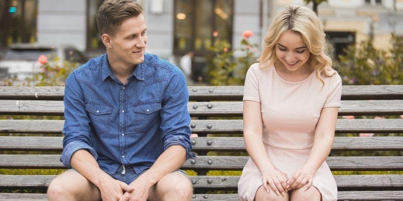 Znaki zodiaku a flirt: co mówią gwiazdy?