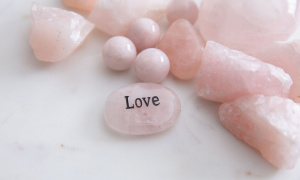Kwarc różowy - kamień miłości